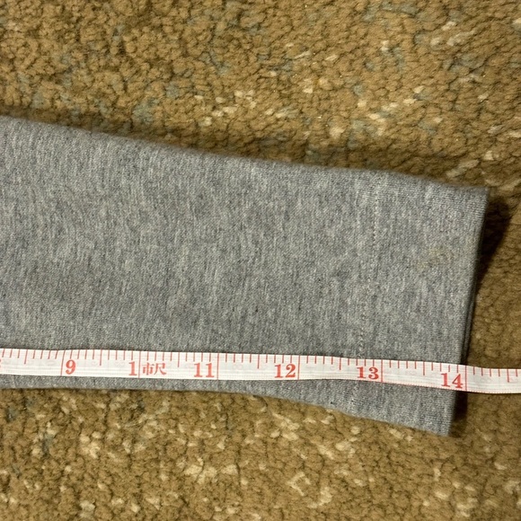 Oui deconstructed gray blazer size 6 mint condition with unfinished seems- EUC! - Picture 8 of 16